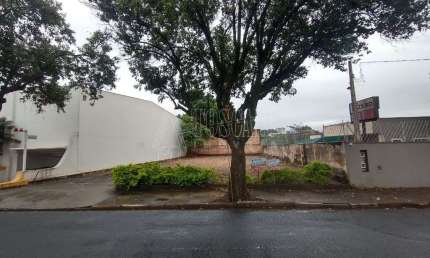 Terreno à venda no Centro, Araraquara 