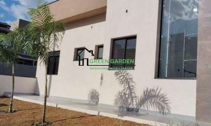 Casa para venda em JARDIM CAROLINA de 236.00m² com 3 Quartos, 2 Suites e 2 Garagens