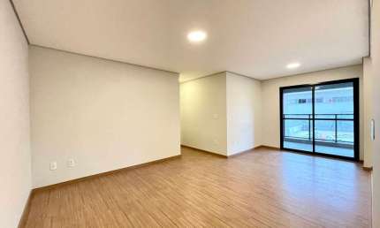 Apartamento para venda em Vila Silvinha de 93.00m² com 3 Quartos, 1 Suite e 2 Garagens
