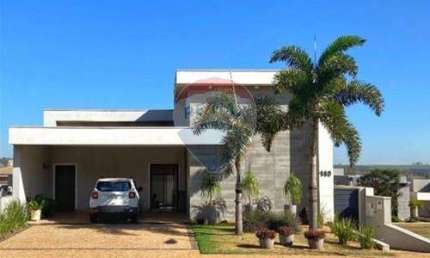 Casa de Condomínio para venda em Vila Do Golf de 207.00m² com 3 Quartos, 3 Suites e 4 Garagens
