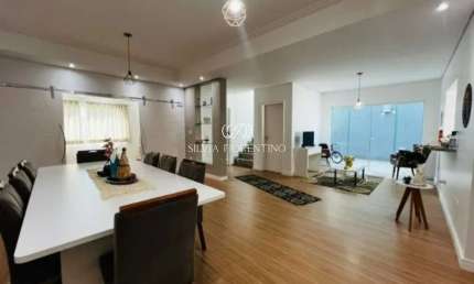 Casa para venda em Loteamento Residencial Campos Do Conde Ii de 275.00m² com 3 Quartos, 1 Suite e 1 Garagem