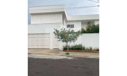 Casa de Condomínio para venda em Recanto José Tedeschi de 350.00m² com 1 Quarto e 3 Suites
