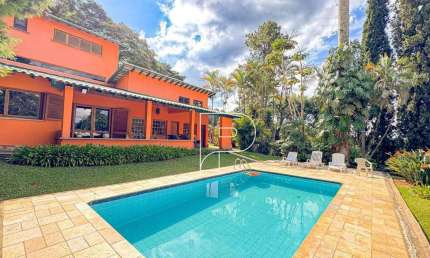 Casa de Condomínio para venda e aluguel em Granja Viana Ii de 633.00m² com 4 Quartos, 1 Suite e 4 Garagens