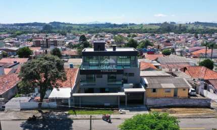 Sobrado para venda em Alto Tarumã de 398.00m² com 4 Quartos, 3 Suites e 4 Garagens
