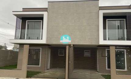 Sobrado para venda em Sítio Cercado de 111.00m² com 3 Quartos, 1 Suite e 2 Garagens
