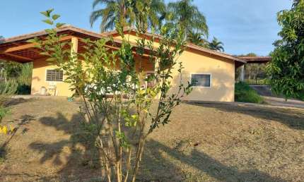 Chácara para venda em Eugênio De Mello de 2000.00m² com 1 Quarto e 5 Garagens
