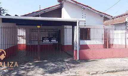 Casa para venda e aluguel em Centro de 328.00m² com 3 Quartos, 1 Suite e 2 Garagens