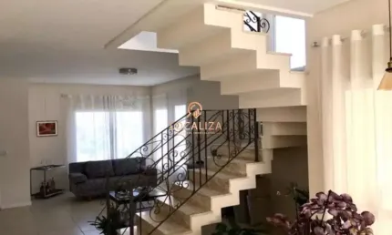 Casa para venda em Condomínio Terras Do Vale de 289.00m² com 4 Quartos, 2 Suites e 4 Garagens