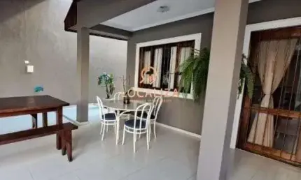 Casa para venda em Urbanova de 207.00m² com 4 Quartos, 3 Suites e 4 Garagens
