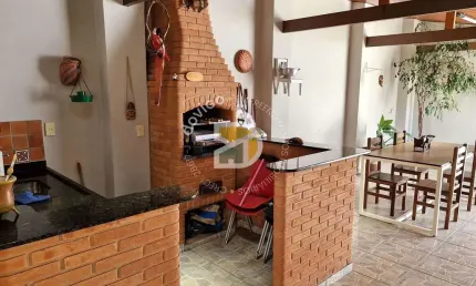 Casa para venda em Parque Residencial Cambuí de 172.00m² com 3 Quartos, 1 Suite e 3 Garagens
