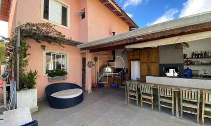 Casa de Condomínio para venda em Granja Viana de 87.00m² com 3 Quartos, 1 Suite e 2 Garagens