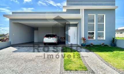 Casa para venda em Condomínio Royal Garden de 185.00m² com 3 Quartos, 3 Suites e 2 Garagens