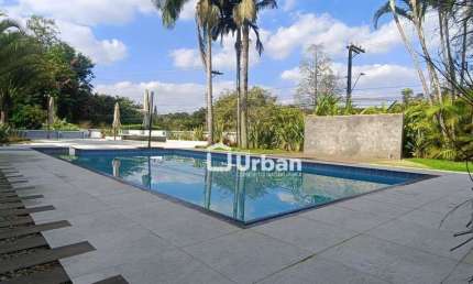 Casa de Condomínio para venda em Granja Viana de 463.00m² com 7 Quartos, 5 Suites e 16 Garagens