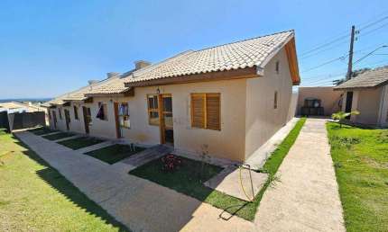 Casa de Condomínio para venda em Jardim Monte Verde (caucaia Do Alto) de 47.00m² com 2 Quartos e 1 Garagem
