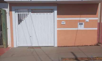 Casa para venda em Vila Monte Alegre de 160.00m² com 2 Quartos, 1 Suite e 2 Garagens