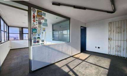 Sala Comercial para venda em Centro de 50.00m² com 1 Garagem