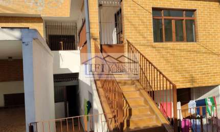 Casa para venda em Km 18 de 156.00m² com 3 Quartos e 2 Garagens