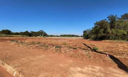 Terreno para venda em Jardim Santa Marta de 5995.00m²
