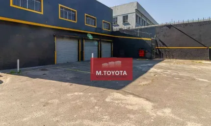 Sala Comercial para alugar em Cumbica de 345.00m² com 15 Garagens
