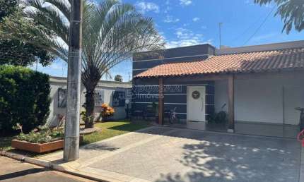 Casa de Condomínio para venda em Jardim Dos Flamboyants de 173.00m² com 3 Quartos, 1 Suite e 4 Garagens