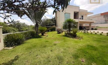 Casa para venda em Jardim Do Golf I de 376.00m² com 4 Quartos, 4 Suites e 8 Garagens