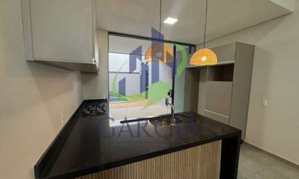 Casa para venda em Jd. Santa Monica de 200.00m² com 3 Quartos, 1 Suite e 2 Garagens