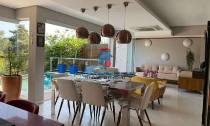 Casa de Condomínio para alugar em Jardim Botânico (sousas) de 366.00m² com 3 Quartos, 3 Suites e 2 Garagens