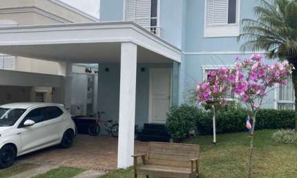 Casa para alugar em Tamboré de 186.00m² com 4 Quartos, 1 Suite e 2 Garagens