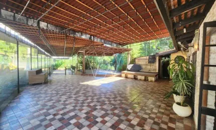 Imóvel Comercial para alugar em Sousas de 466.00m² com 50 Garagens