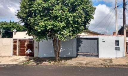 Casa para alugar em Jardim Roberto Selmi Dei de 86.00m² com 2 Quartos e 1 Garagem