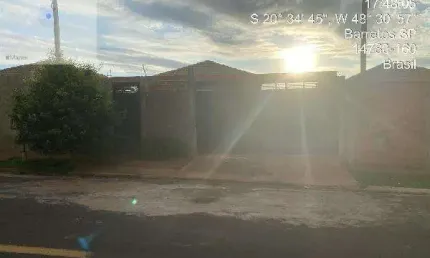 Casa para venda em Conjunto Habitacional Vida Nova de 200.00m² com 2 Quartos e 2 Garagens
