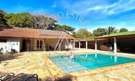Casa para venda em Parque São Sebastião de 600.00m² com 3 Quartos, 1 Suite e 3 Garagens