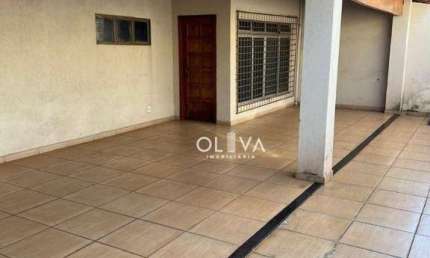 Casa para venda em Residencial Cidade Jardim de 288.00m² com 3 Quartos, 1 Suite e 2 Garagens