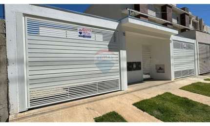 Casa para venda em Residencial Campos Olivotti de 90.31m² com 3 Quartos, 1 Suite e 2 Garagens