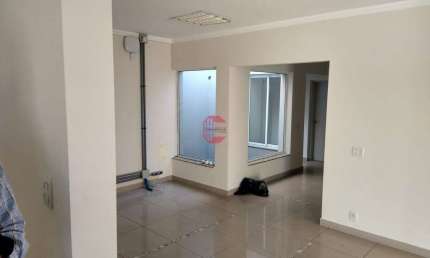 Imóvel Comercial para alugar em Centro de 179.00m² com 6 Garagens