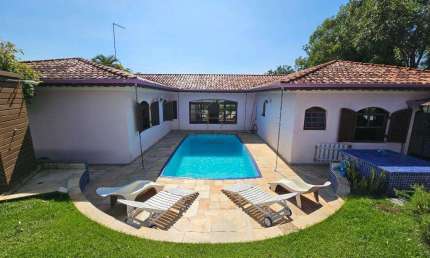 Casa de Condomínio para venda em Chácara Vale Do Rio Cotia de 482.00m² com 3 Quartos, 1 Suite e 6 Garagens