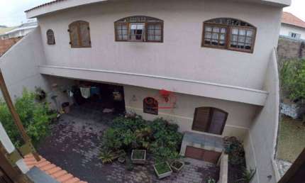 Casa para venda e aluguel em Presidente Altino de 310.00m² com 3 Quartos, 1 Suite e 3 Garagens