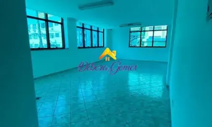 Sala comercial para alugar na Rua Martim Afonso, 365, Centro, São Vicente