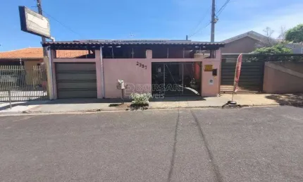 Casa para venda em Jardim São Bento de 158.00m² com 2 Quartos, 1 Suite e 3 Garagens