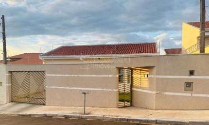 Casa para venda em Vila José Bonifácio de 182.00m² com 3 Quartos, 1 Suite e 2 Garagens