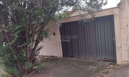 Casa para venda em Jardim Roberto Selmi Dei de 120.00m² com 3 Quartos e 3 Garagens