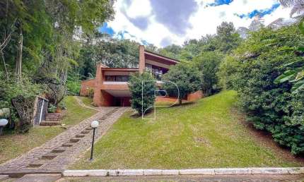 Casa de Condomínio para venda em Forest Hills de 370.00m² com 4 Quartos, 4 Suites e 6 Garagens