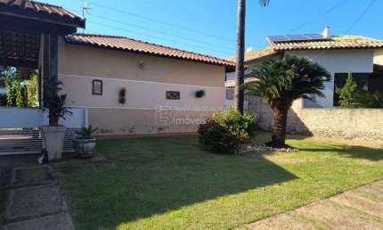 Casa de Condomínio para venda em Jardim Residencial Maggiore de 191.00m² com 3 Quartos, 1 Suite e 4 Garagens