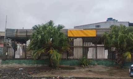 Terreno para venda em Jardim Santo Antônio de 302.00m²