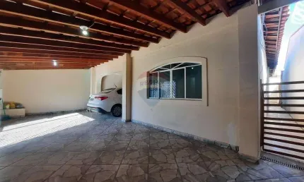 Casa para venda em Jardim Rosolém de 196.93m² com 4 Quartos e 2 Suites