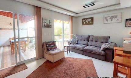 Casa de Condomínio para venda em Granja Viana de 120.00m² com 3 Quartos, 1 Suite e 2 Garagens
