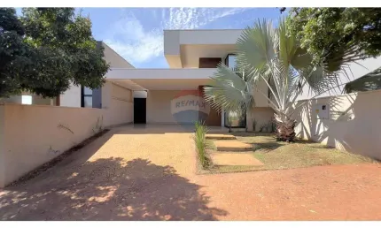Casa de Condomínio para venda em Nova Aliança de 250.00m² com 3 Quartos, 3 Suites e 4 Garagens