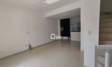 Casa de Condomínio para venda e aluguel em Granja 26 de 75.00m² com 3 Quartos, 1 Suite e 2 Garagens