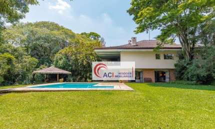 Casa de Condomínio para venda em Parque Silvino Pereira de 721.00m² com 6 Quartos, 2 Suites e 9 Garagens