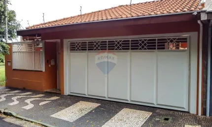 Casa para venda em Jardim Boa Esperança de 255.82m² com 4 Quartos, 2 Suites e 2 Garagens